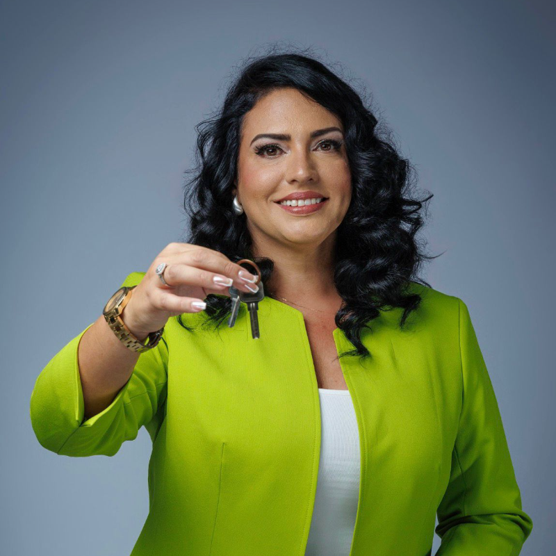 Realty ONE Group | Karina Prats