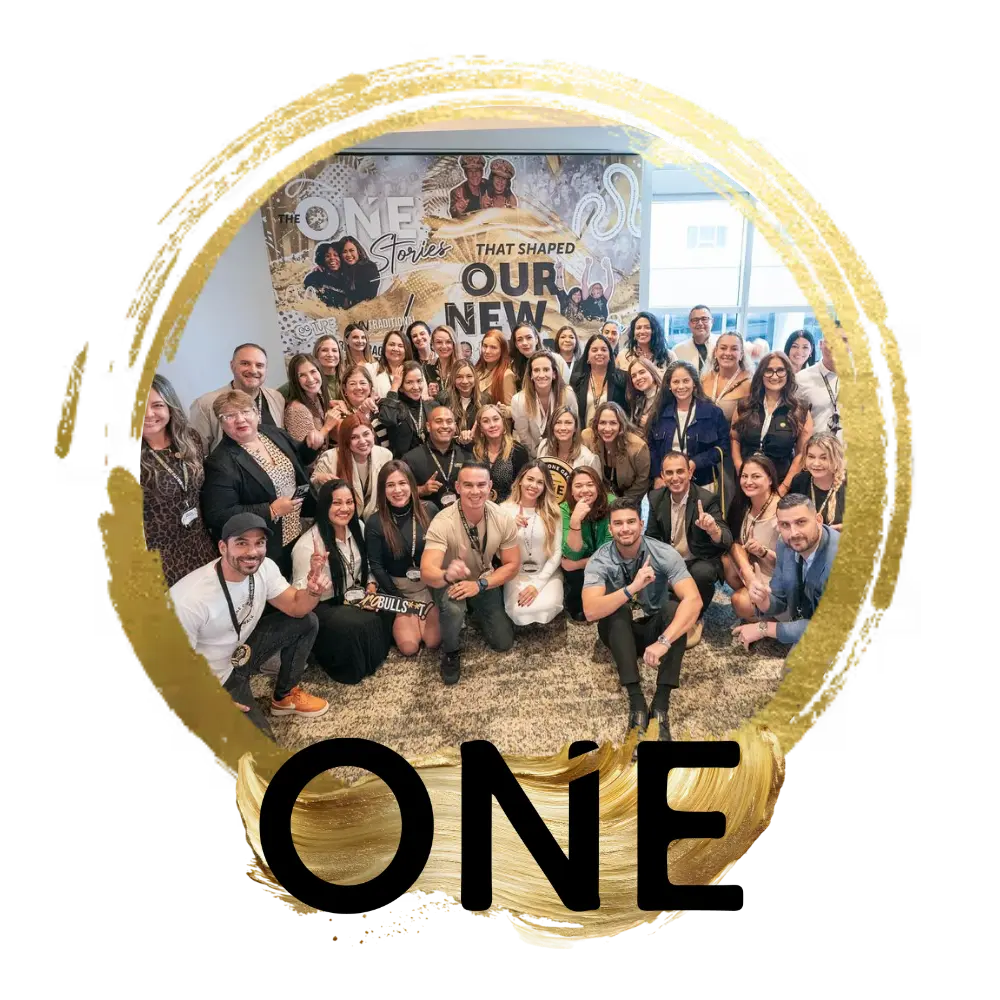 Realty One Group Evolution | Bio Corporativa